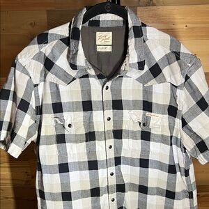 Lucky Brand Men's Black and White Short Sleeve Flann Plaid Button-Down Shirt